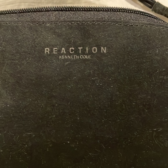 Kenneth Cole REACTION suede wristlet purse. - Picture 2 of 12